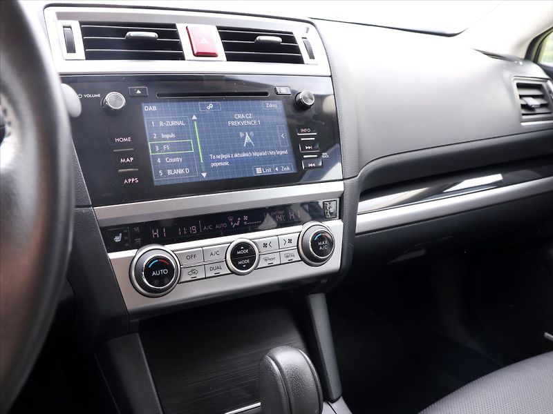 Subaru Outback 2,5 i 129kW Aut. AWD CZ Sport - fotka 21 z 32
