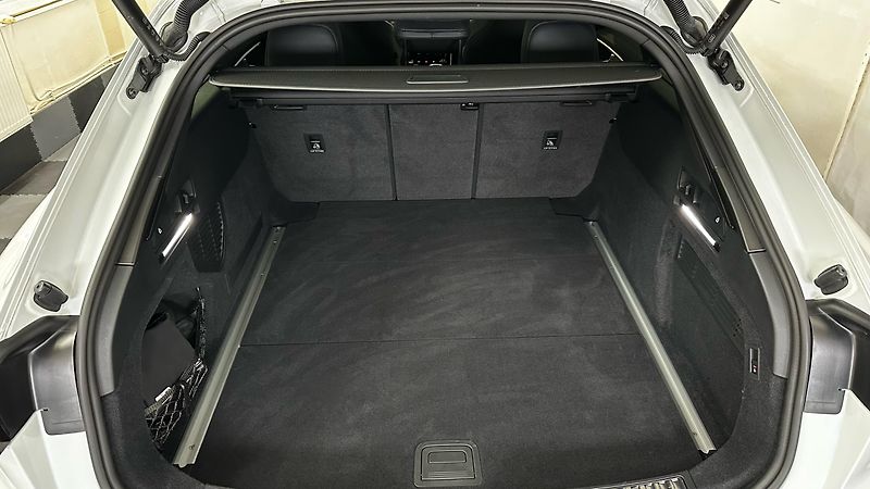 Audi A6 S-LINE / ZÁRUKA / TOP STAV - fotka 18 z 51