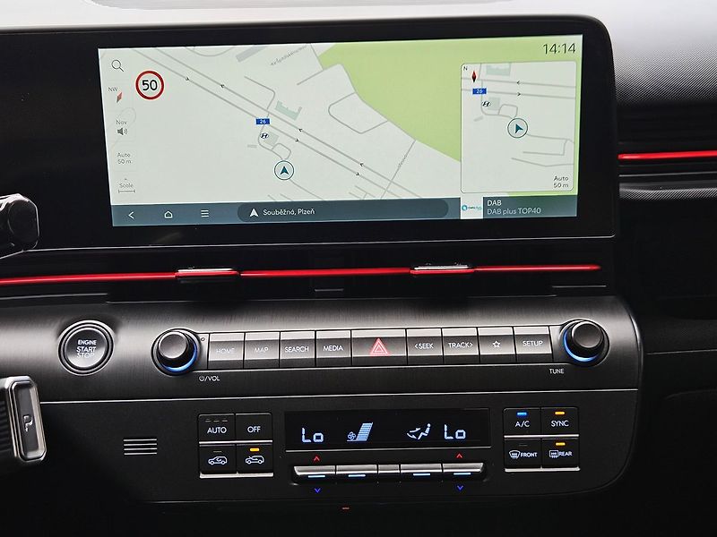 Hyundai Kona 1.6T-GDi 4x4 DCT N-Line,serv.k - fotka 23 z 35