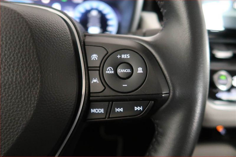 Toyota Corolla (2024) 1.8 Hybrid - fotka 19 z 19