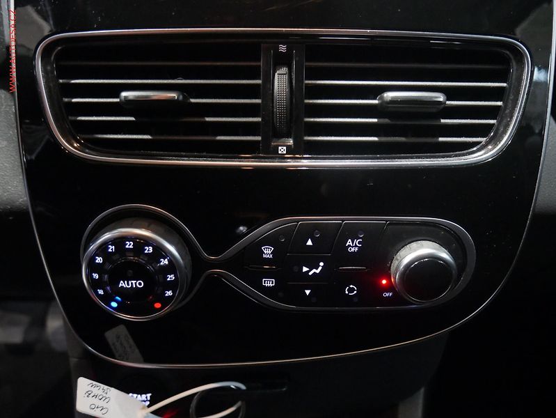 Renault Clio (2017) 1.2 TCe, Navi, TZ, park.čidla - fotka 15 z 18