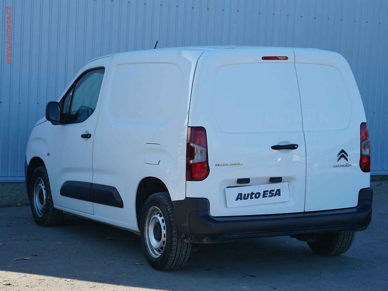 Citroën Berlingo (2022) 1.5HDi, ČR, AC, tempo, park - fotka 6 z 17