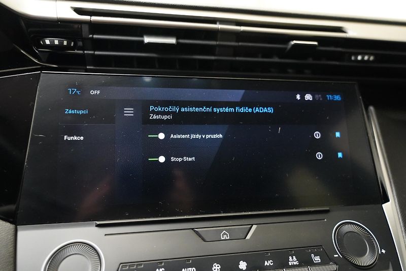 Peugeot 308 - fotka 20 z 25