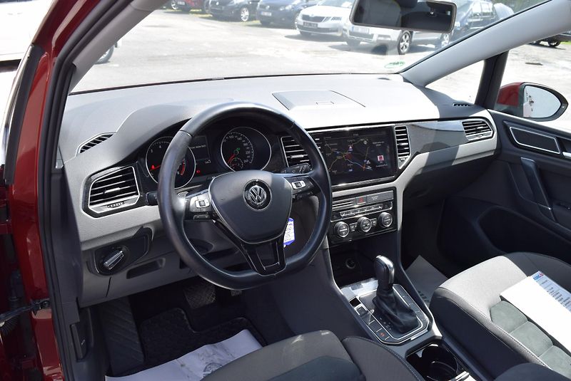 Volkswagen Golf Sportsvan (2020) 1.5TSI 110kw DSG 7° HIGHLINE  - fotka 21 z 50