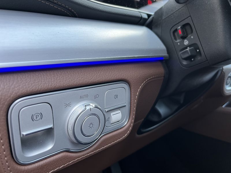 Mercedes-Benz GLE 450d 4MATIC AMG Style Edition - fotka 12 z 21