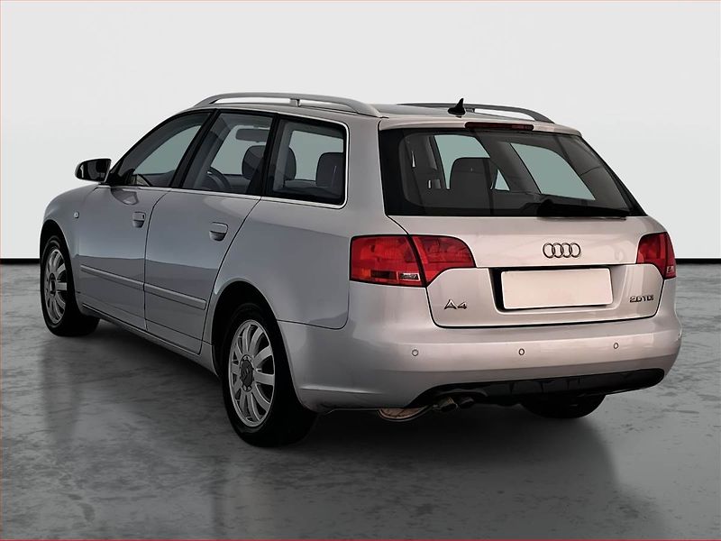 Audi A4 (2006) 2.0 TDI, nová STK - fotka 4 z 17