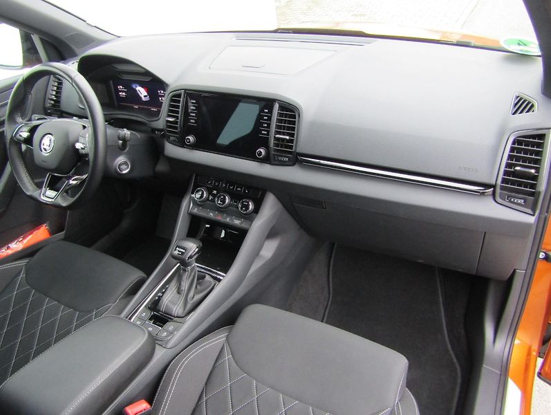 Škoda Karoq FL 4x4 Sportline 2.0 TDI CR /1 - fotka 20 z 30