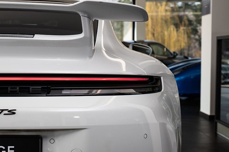 Porsche 911 (992.2) Carrera GTS BOSE/Matri - fotka 22 z 24