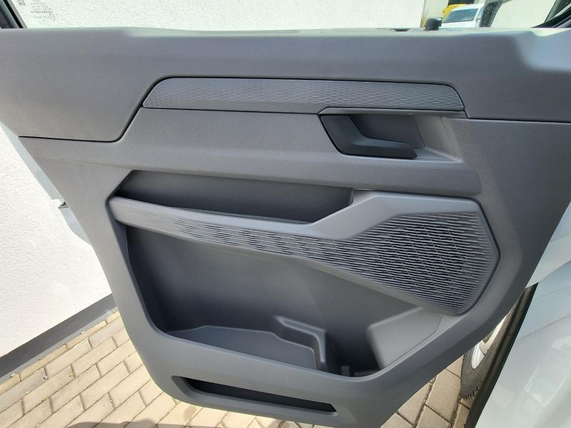 Volkswagen Transporter (2026) Kombi 2,0 TDI 8AUT DR nové - fotka 7 z 26