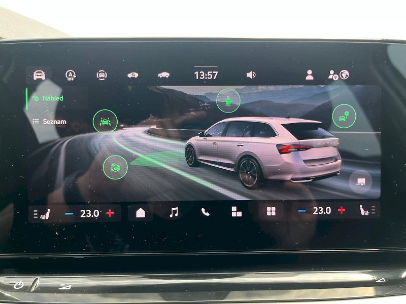 Škoda Octavia (2025) Selection 1.5 TSI 110 kW - fotka 30 z 33