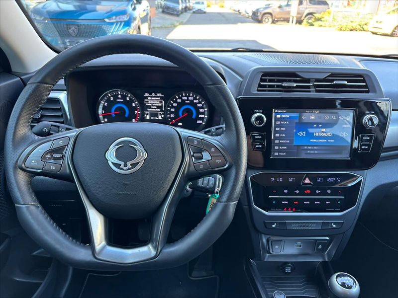 SsangYong Tivoli 1,5 TGDI  Grand manuál + Záruk - fotka 14 z 23