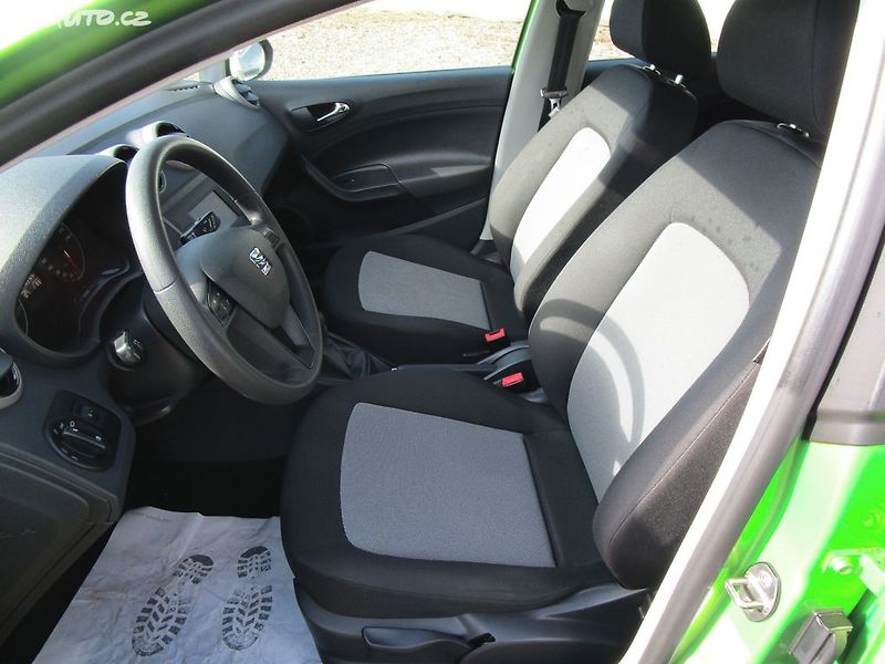Seat Ibiza 1,0 - 55KW - NOVÁ STK - fotka 11 z 21