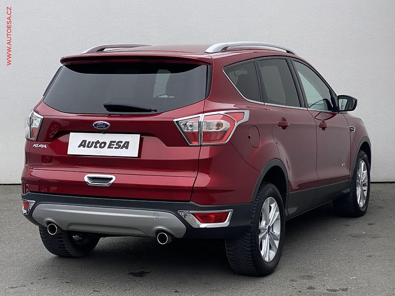 Ford Kuga (2018) 2.0 TDCi 4x4, Titanium, AT - fotka 4 z 18