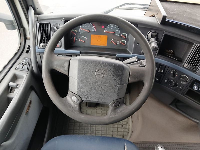 Volvo FH 42 Standart - fotka 27 z 40