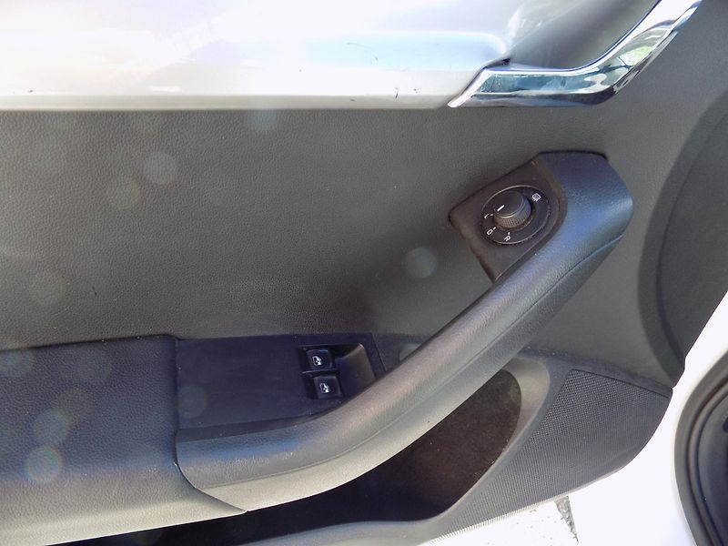 Škoda Octavia 1,6 TDI 81 KW NOVÉ ROZVODY!!! - fotka 32 z 38