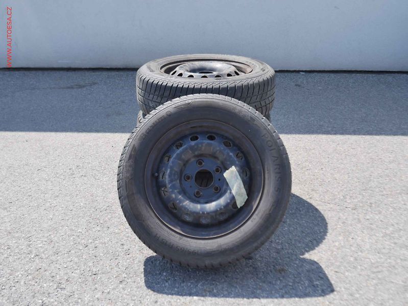 Hyundai ix20 (2019) 1.6CVVT, ČR, AC - fotka 16 z 16