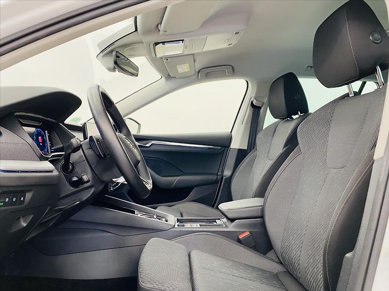 Škoda Octavia 2,0 TDI 110kW DSG Style Plus - fotka 5 z 30
