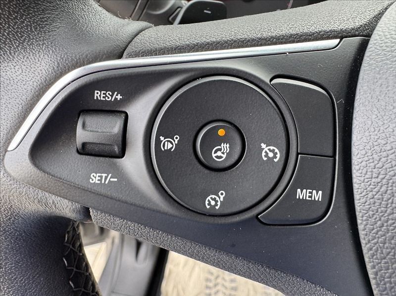 Opel Combo 1,2 T LIFE DPH tažné 1.maj ČR - fotka 34 z 50