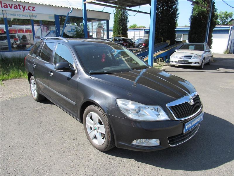 Škoda Octavia 1,6 TDI 77kW Combi - fotka 3 z 27