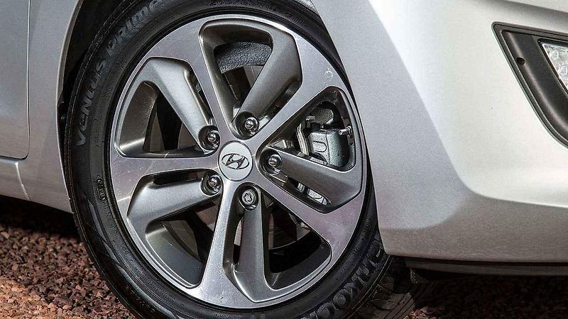Nový Hyundai i30 (2017).
