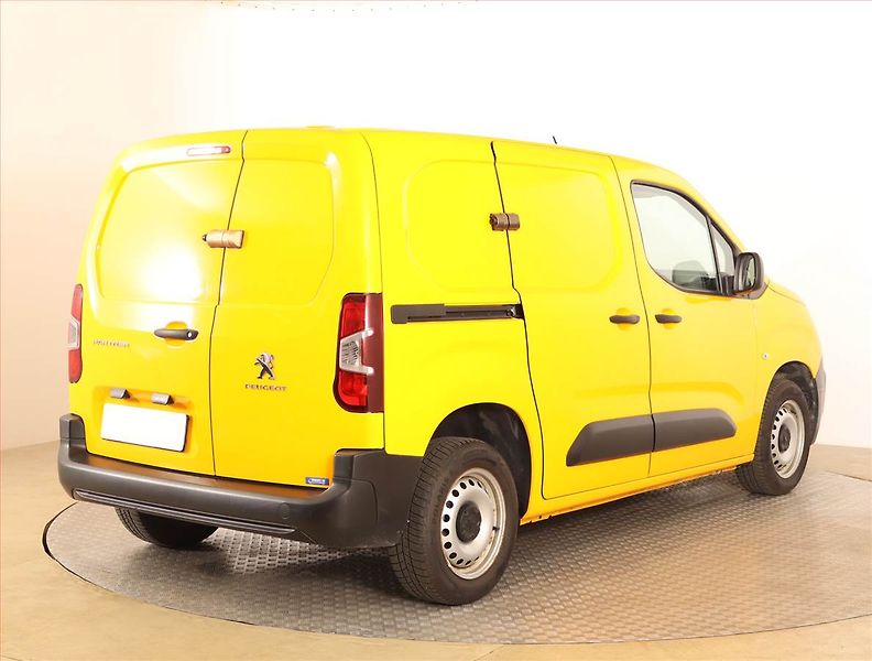 Peugeot Partner (2022) PureTech 110, SR, 1Maj, DPH - fotka 5 z 14