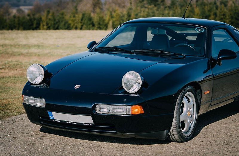 Porsche 928 (1992) GTS - fotka 51 z 65