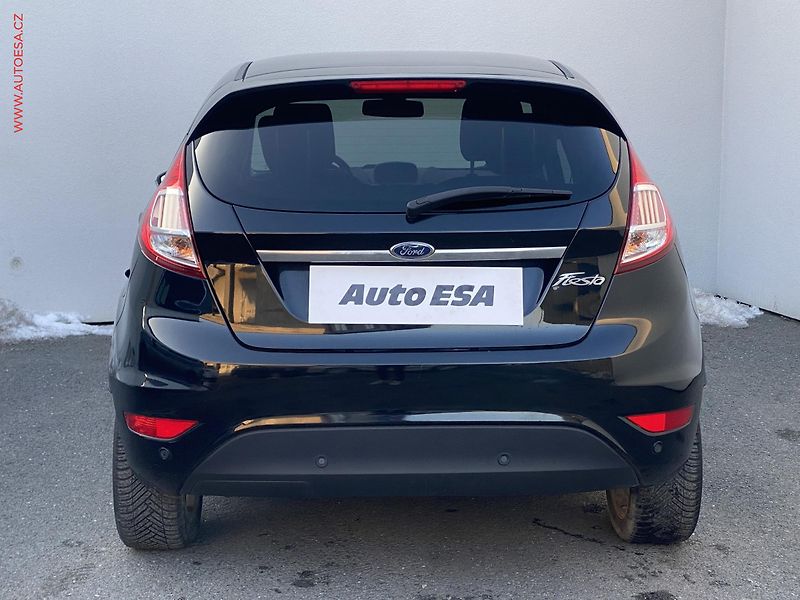 Ford Fiesta (2017) 1.5 TDCi, Titanium, navi - fotka 5 z 18