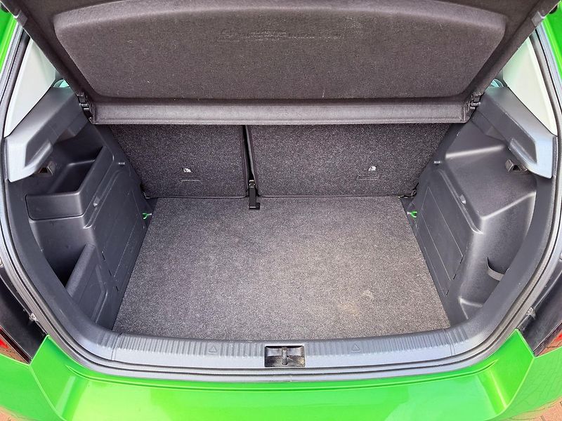Škoda Fabia 1.0 TSi Monte Carlo, Tažné - fotka 9 z 28