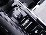 Volvo XC90 2,0 D5 Aut. AWD CZ R-Design - náhled 28