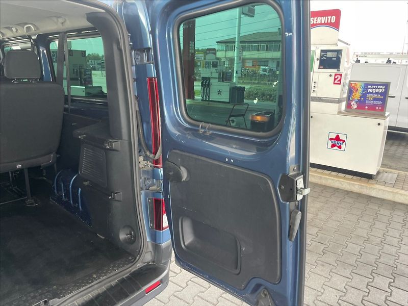 Fiat Talento 1,6 MultiJet LONG 8míst Klima - fotka 21 z 34
