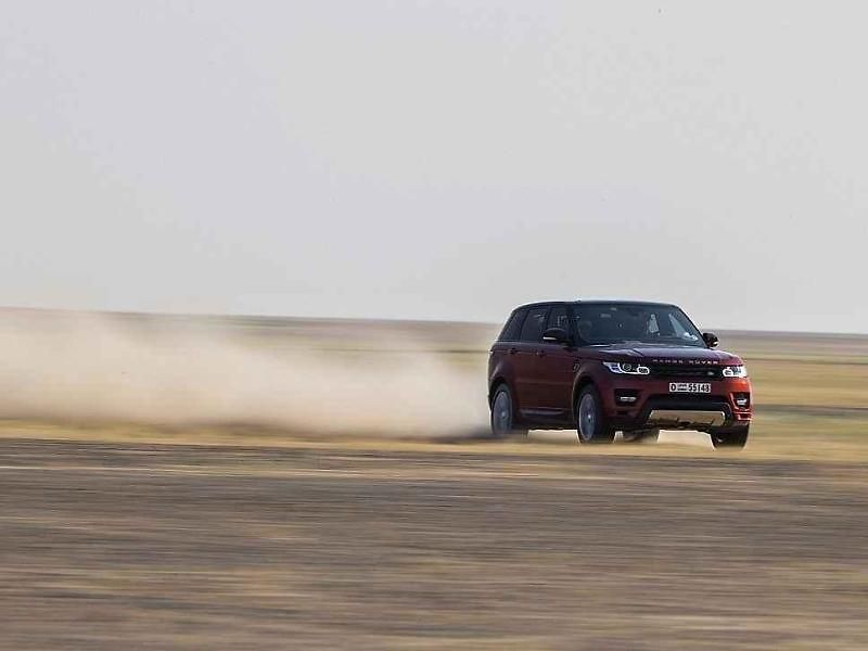 Range Rover Sport.