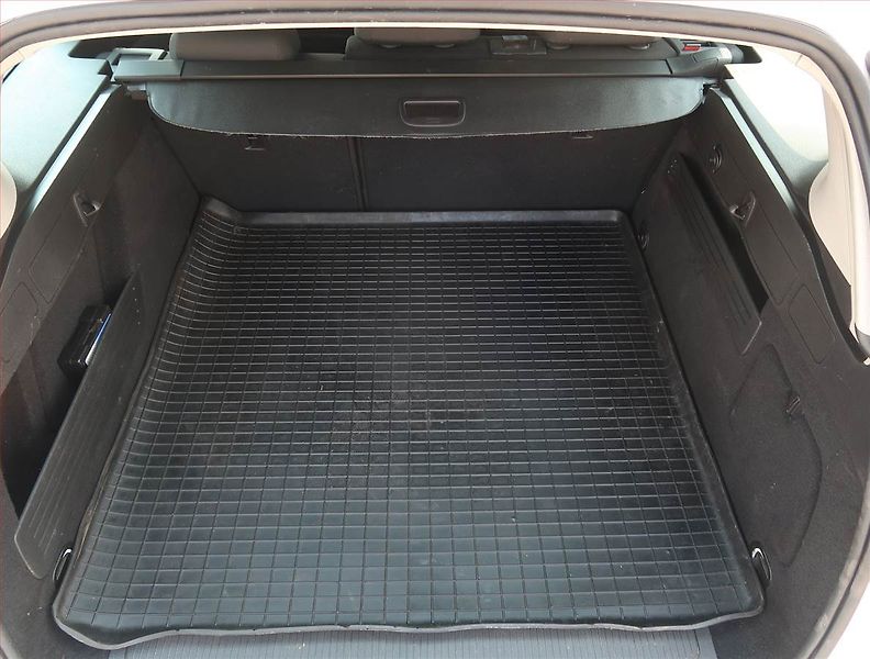 Opel Astra (2016) 1.6 CDTI, Tempomat - fotka 13 z 15