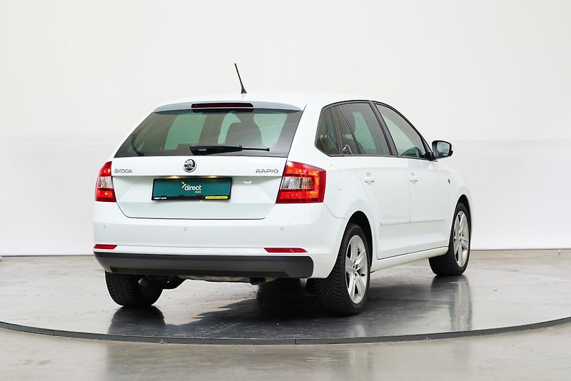 Škoda Rapid - fotka 2 z 6