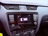 Škoda Octavia 1.4 TSi Elegance, Serviska - náhled 18