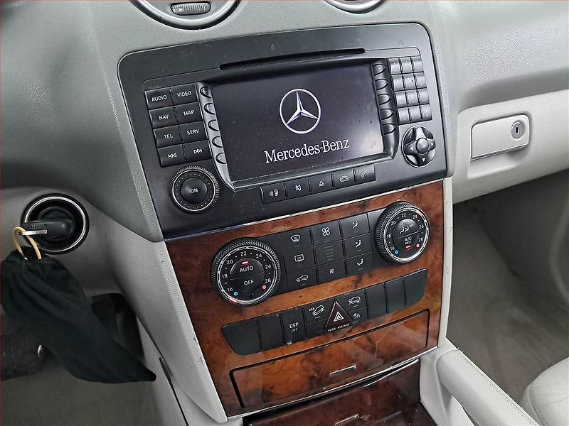 Mercedes-Benz Třídy M (2006) ML 280 CDI , 4X4, Automat - fotka 12 z 14