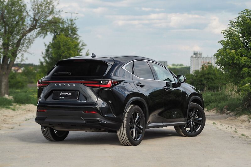 Lexus NX 450h plus 450H+ 2,5 PHEV PRESTIGE - fotka 4 z 25