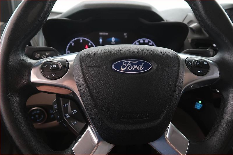 Ford Tourneo Connect (2018) Titanium 1.5 EcoBlue, 7Míst - fotka 14 z 21