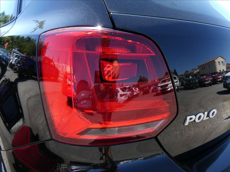 Volkswagen Polo 1,2 TSi 66kW HIGHLINE,serviska - fotka 10 z 39