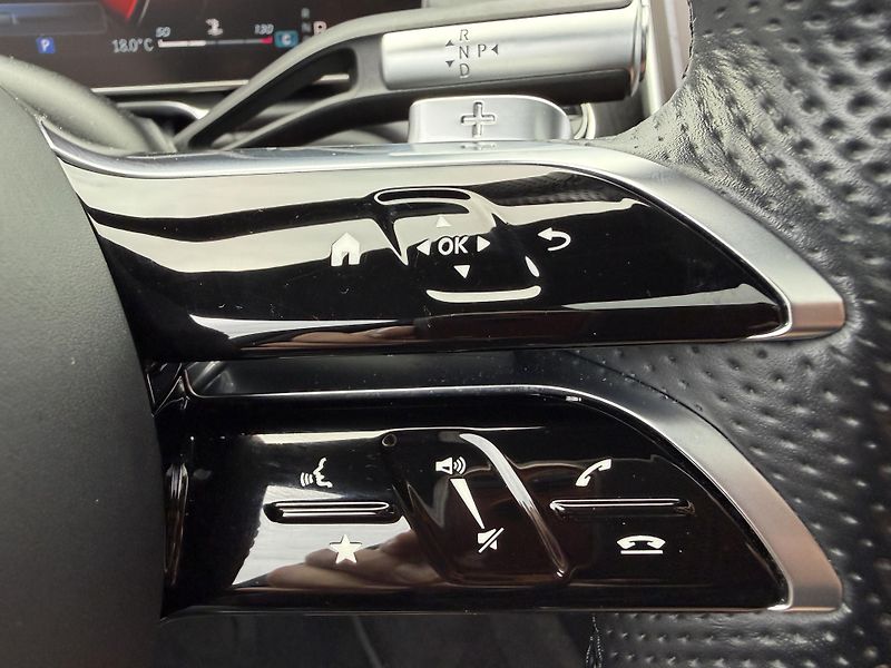 Mercedes-Benz Třídy S 400d AMG 4M ČR DPH ZÁRUKA 6/27 - fotka 22 z 60