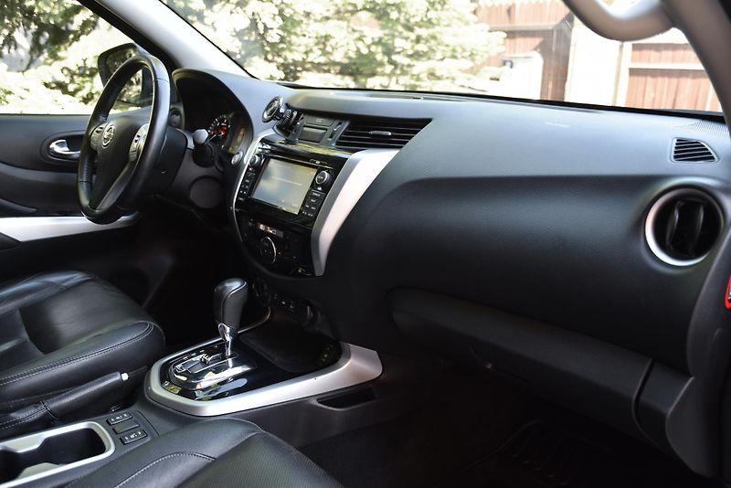 Nissan Navara 2.3dCi 140 kW 4X4,EDITION AT32 - fotka 38 z 50