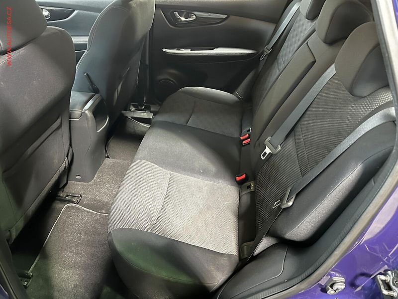 Nissan Qashqai (2014) 1.2 DIG-T, ČR, Acenta - fotka 10 z 16