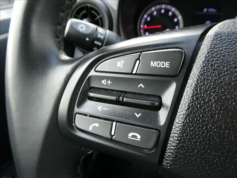 Hyundai i10 1,0 MPi 50kW Classic,tempomat - fotka 33 z 40