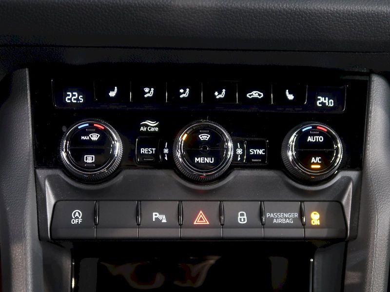 Škoda Kodiaq (2023) RS 2.0TSI 180KW 4x4 DSG TAŽNÉ - fotka 35 z 46
