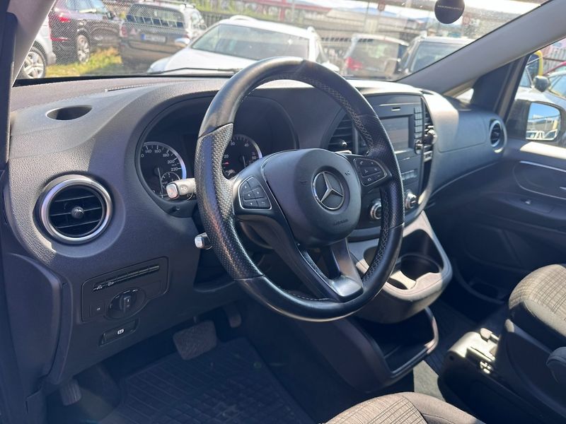 Mercedes-Benz Vito (2016) 2,2 140 KW 119 BLUETEC XL 4X4 - fotka 22 z 47