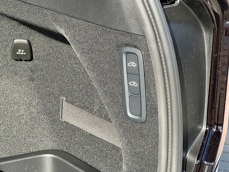 Volvo XC90 T8 PLUS ventilace vzduch 360 - fotka 21 z 21