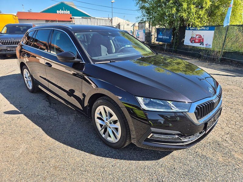 Škoda Octavia Combi 1,5 TSI e-TEC 110kW DSG - fotka 3 z 31