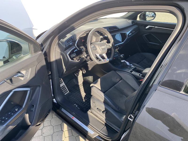 Audi Q3 RS Quattro STT 2,5TFSI - fotka 5 z 27