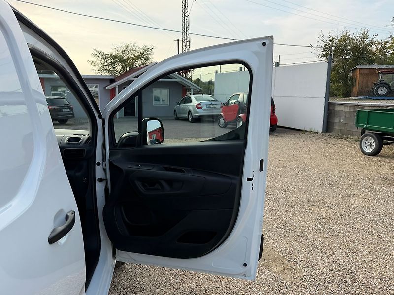 Toyota ProAce 1.5D-4D 75kW*L2H1*CZ*193tisKM - fotka 19 z 27