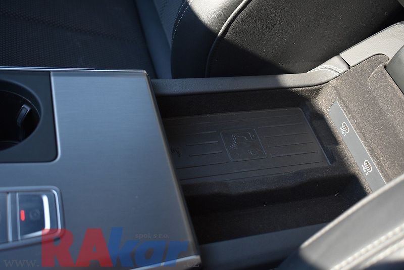 Audi A6 Avant 3,0 Quattro S-Line Matri - fotka 24 z 31