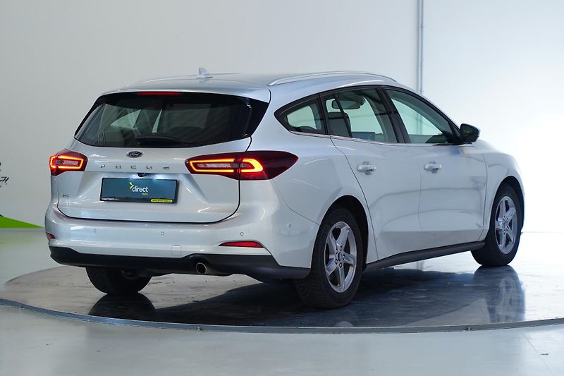 Ford Focus - fotka 2 z 29